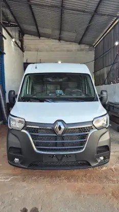 RENAULT-MASTER-2026