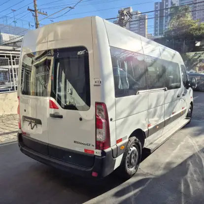 RENAULT-MASTER-2026