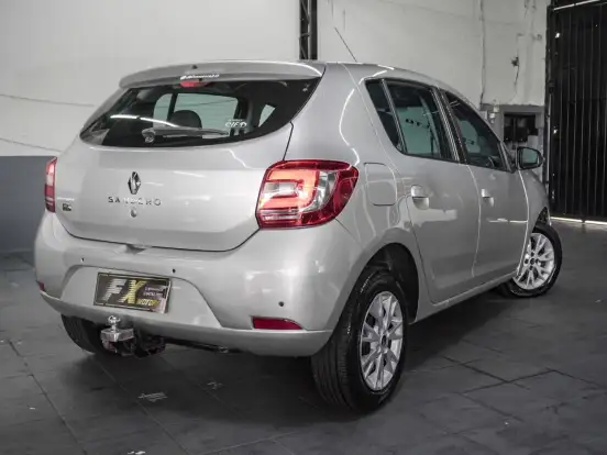 RENAULT-SANDERO-1.0 EXPRESSION 16V FLEX 4P MANUAL RENAULT-SANDERO-2014
