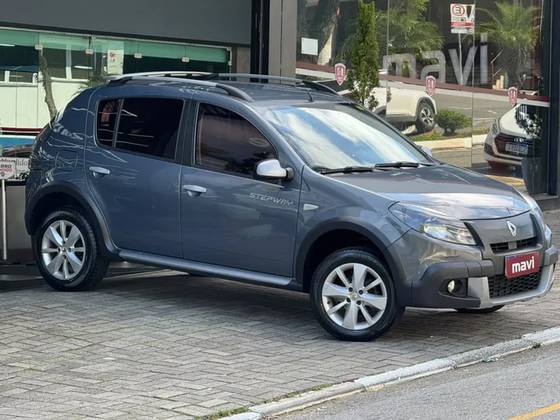 RENAULT SANDERO 1.6 STEPWAY 16V FLEX 4P MANUAL