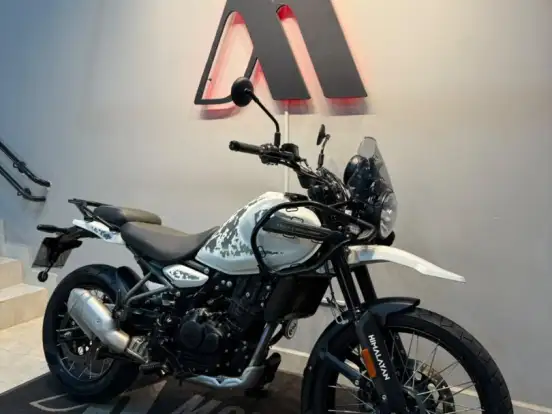 ROYAL ENFIELD-HIMALAYAN 450 KAMET WHITE ROYAL ENFIELD-HIMALAYAN 450 KAMET WHITE-2025