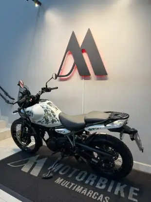 ROYAL ENFIELD-HIMALAYAN 450 KAMET WHITE-2025