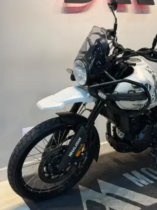 ROYAL ENFIELD-HIMALAYAN 450 KAMET WHITE-2025
