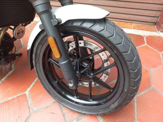 ROYAL ENFIELD-GUERRILLA 450-2025