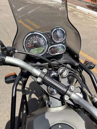 ROYAL ENFIELD-HIMALAYAN-2023