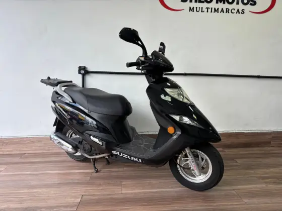 SUZUKI BURGMAN i 