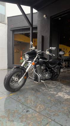 SUZUKI BOULEVARD M800 