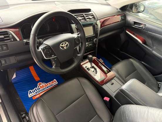 TOYOTA-CAMRY-3.5 XLE V6 24V GASOLINA 4P AUTOMÁTICO TOYOTA-CAMRY-2011