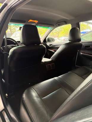 TOYOTA-CAMRY-2011