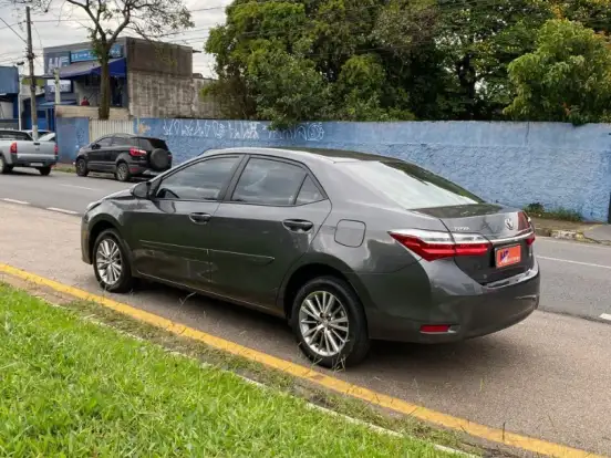 TOYOTA-COROLLA-1.8 GLI 16V FLEX 4P AUTOMÁTICO TOYOTA-COROLLA-2017