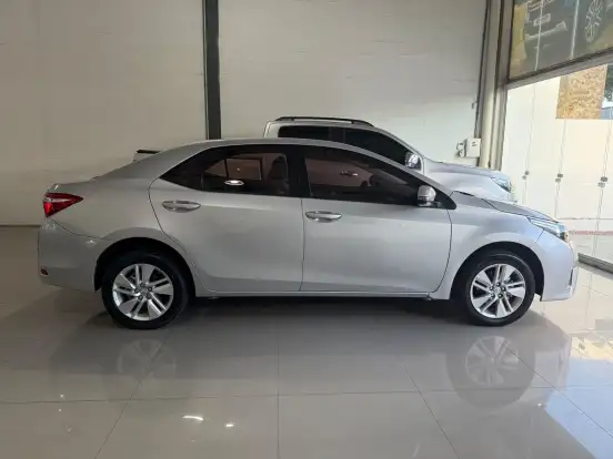 TOYOTA-COROLLA-1.8 GLI UPPER 16V FLEX 4P AUTOMÁTICO TOYOTA-COROLLA-2017