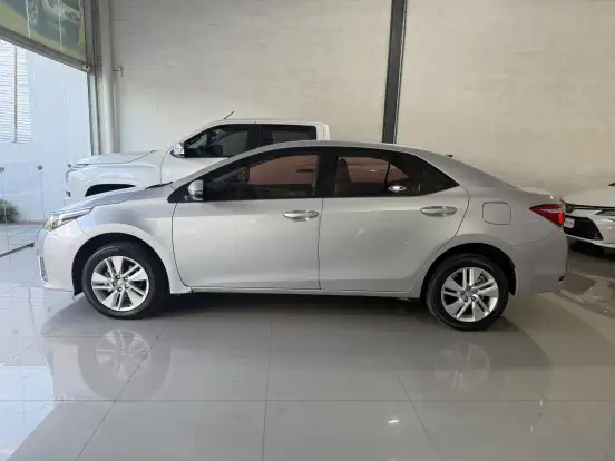 TOYOTA-COROLLA-2017