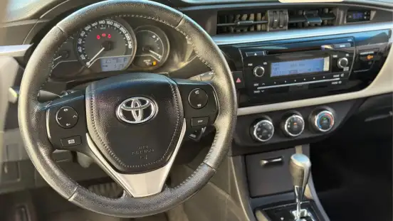 TOYOTA-COROLLA-2017