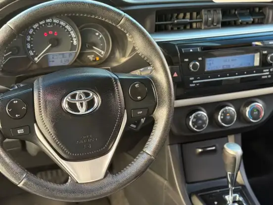 TOYOTA-COROLLA-1.8 GLI UPPER 16V FLEX 4P AUTOMÁTICO TOYOTA-COROLLA-2017