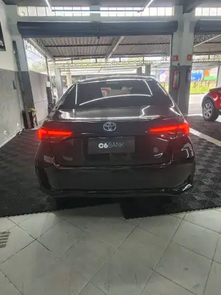 TOYOTA-COROLLA-2021