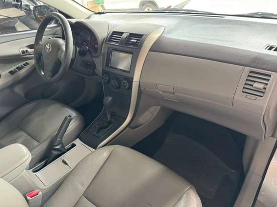 TOYOTA-COROLLA-1.6 XLI 16V GASOLINA 4P AUTOMÁTICO TOYOTA-COROLLA-2010