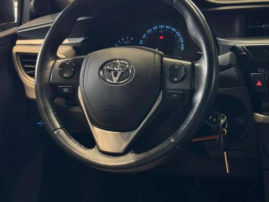 TOYOTA-COROLLA-1.8 GLI 16V FLEX 4P AUTOMÁTICO TOYOTA-COROLLA-2017