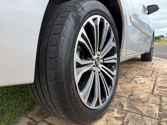 TOYOTA-COROLLA-2017