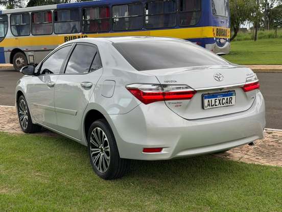 TOYOTA-COROLLA-2017
