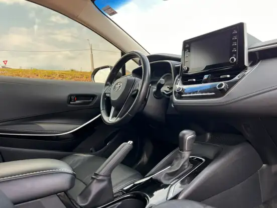 TOYOTA-COROLLA-2020