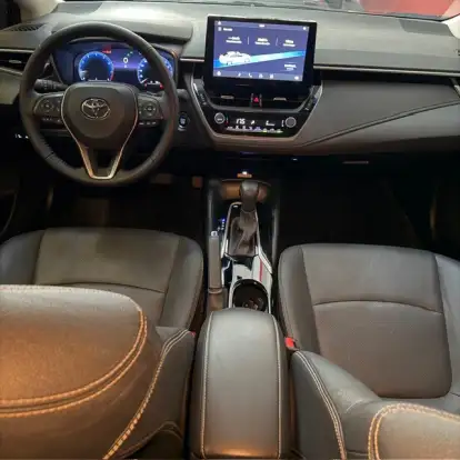 TOYOTA-COROLLA-2025