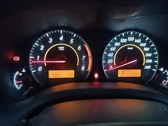 TOYOTA-COROLLA-2014