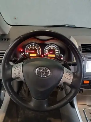 TOYOTA-COROLLA-2014