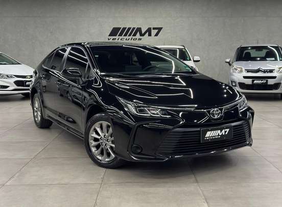 TOYOTA-COROLLA-2025