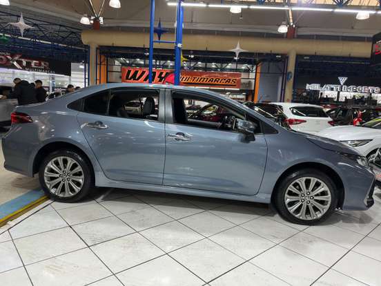 TOYOTA-COROLLA-2023
