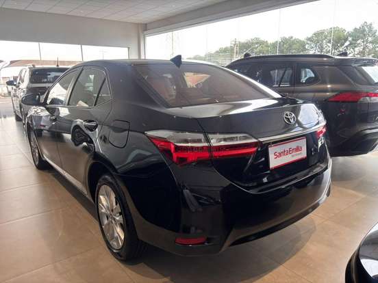TOYOTA-COROLLA-2017