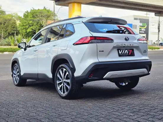 TOYOTA-COROLLA CROSS-2022