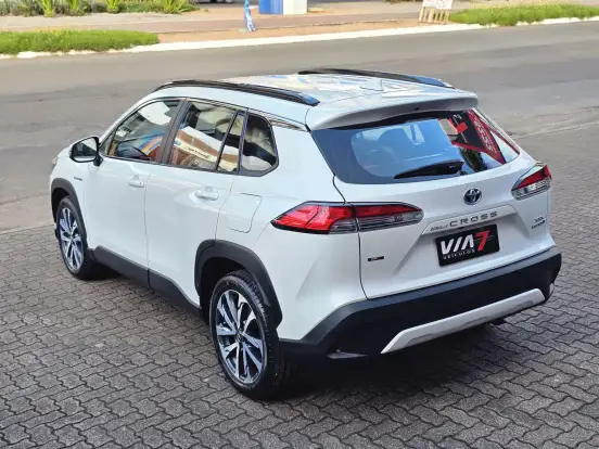 TOYOTA-COROLLA CROSS-2022