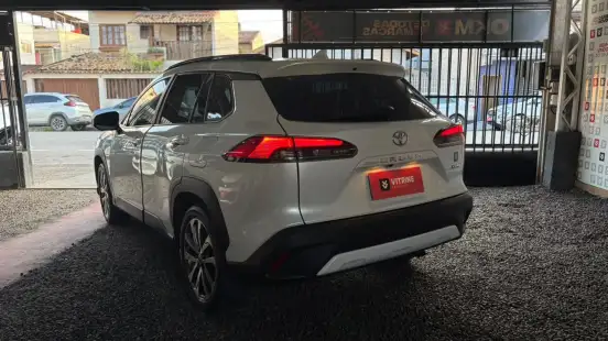 TOYOTA-COROLLA CROSS-2022