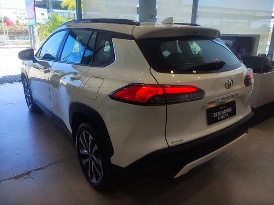 TOYOTA-COROLLA CROSS-2025