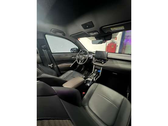 TOYOTA-COROLLA CROSS-2025