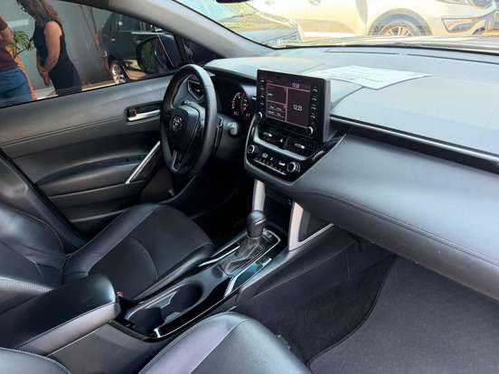 TOYOTA-COROLLA CROSS-2021