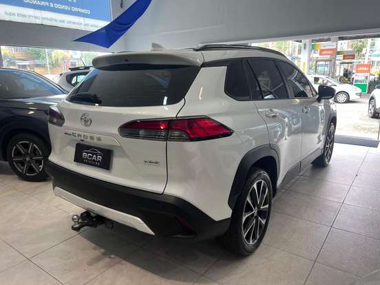 TOYOTA-COROLLA CROSS-2024