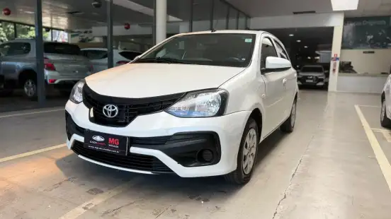 TOYOTA-ETIOS-2019