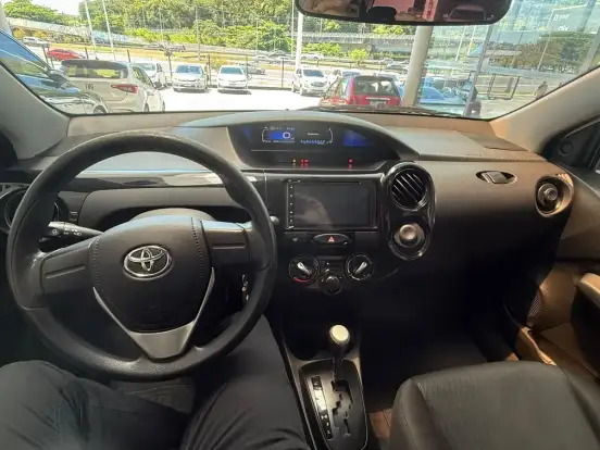 TOYOTA-ETIOS-1.3 X 16V FLEX 4P AUTOMÁTICO TOYOTA-ETIOS-2019