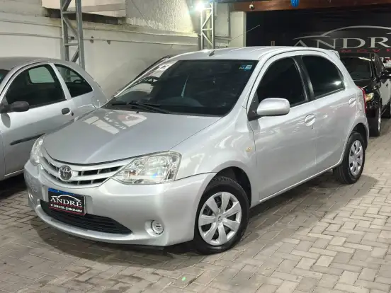 TOYOTA-ETIOS-1.3 XS 16V FLEX 4P MANUAL TOYOTA-ETIOS-2013