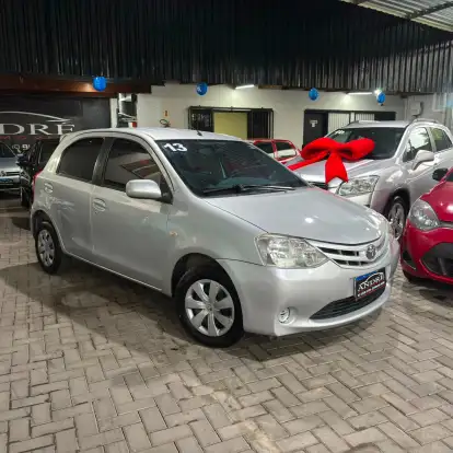 TOYOTA-ETIOS-2013