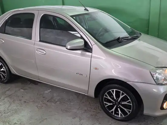 TOYOTA-ETIOS-1.5 X SEDAN 16V FLEX 4P AUTOMÁTICO TOYOTA-ETIOS-2017
