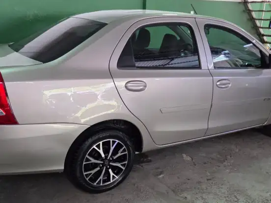 TOYOTA-ETIOS-1.5 X SEDAN 16V FLEX 4P AUTOMÁTICO TOYOTA-ETIOS-2017