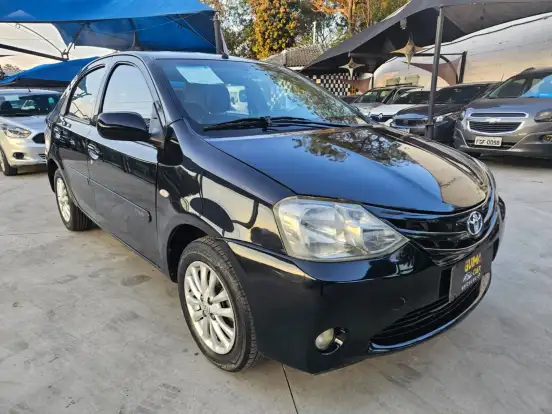 TOYOTA-ETIOS-2013