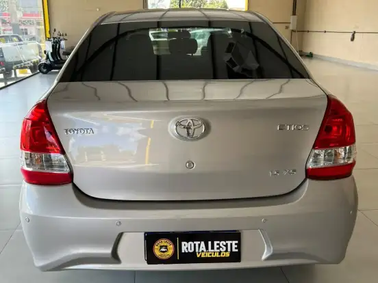 TOYOTA-ETIOS-1.5 XS 16V FLEX 4P AUTOMÁTICO TOYOTA-ETIOS-2017