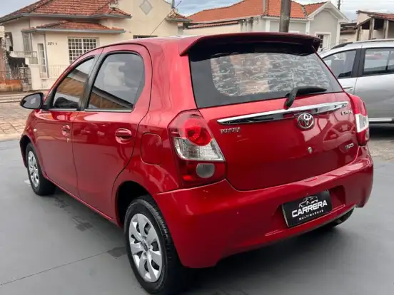 TOYOTA-ETIOS-1.5 XS 16V FLEX 4P MANUAL TOYOTA-ETIOS-2014