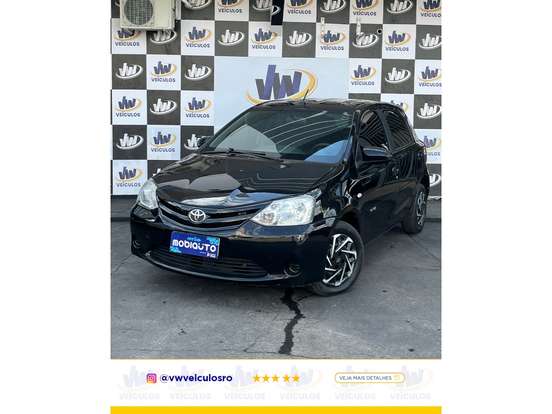 TOYOTA-ETIOS-2016