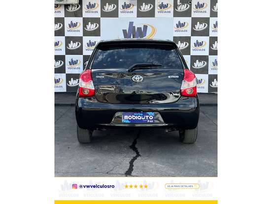 TOYOTA-ETIOS-2016