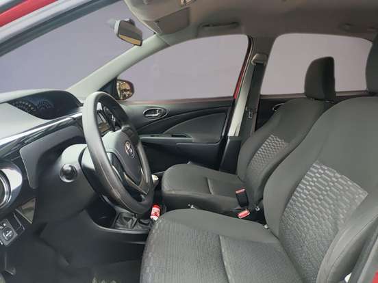 TOYOTA-ETIOS-1.3 X 16V FLEX 4P MANUAL TOYOTA-ETIOS-2015