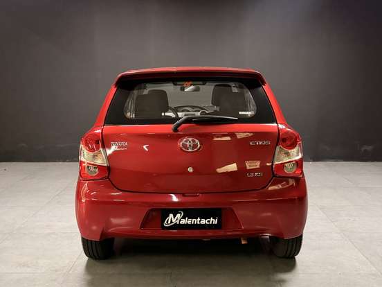 TOYOTA-ETIOS-2013